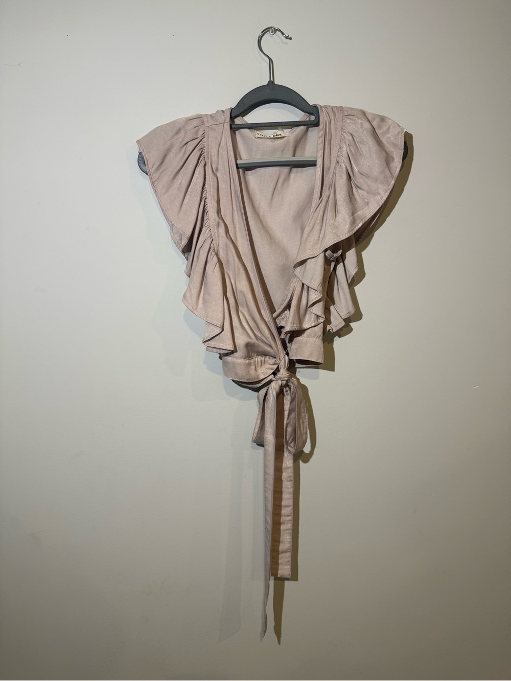Ruffle Tie-Front Crop Top in Blush